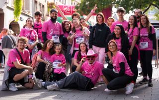 L'ECP Apprentissage au départ de la marche Octobre Rose de Strasbourg